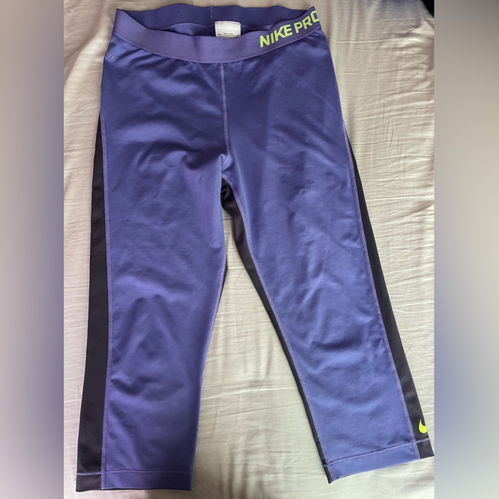 Nike Pro leggings